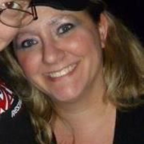 Meet your Posher, Gina - Picture 1 of 1